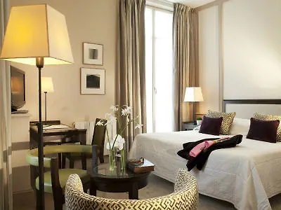 Otel De L'arcade 3*